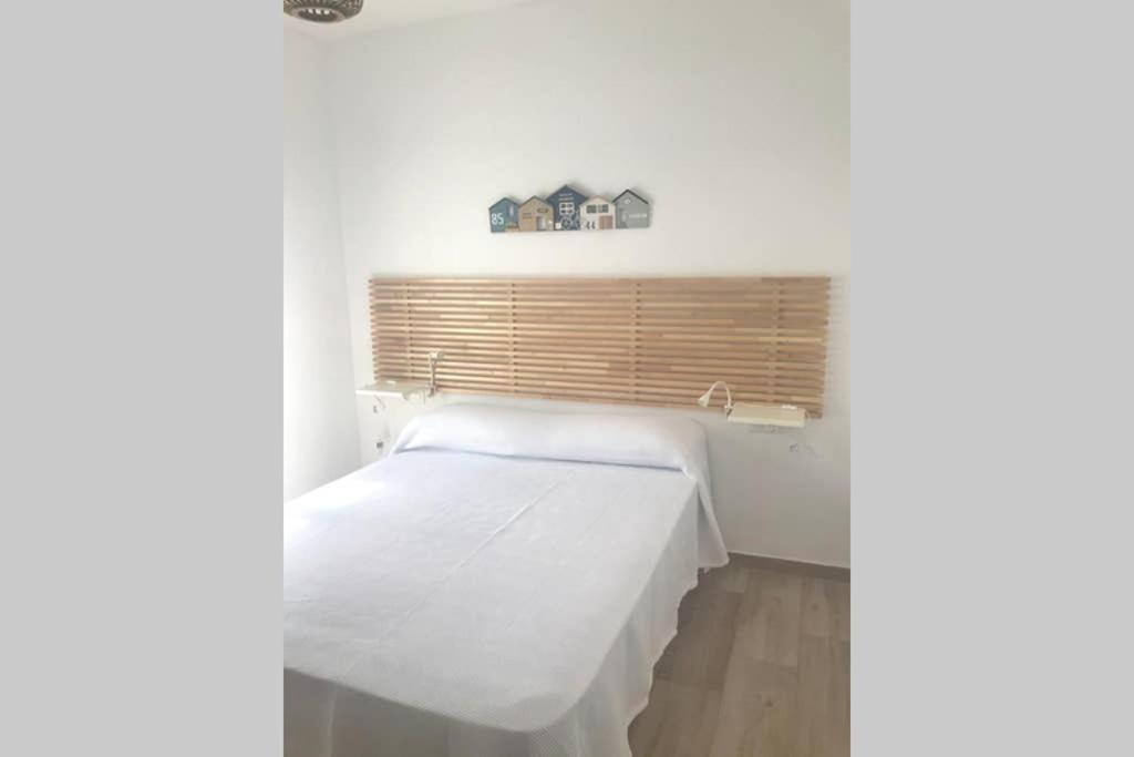 נרחה Apartamento La Playa מראה חיצוני תמונה