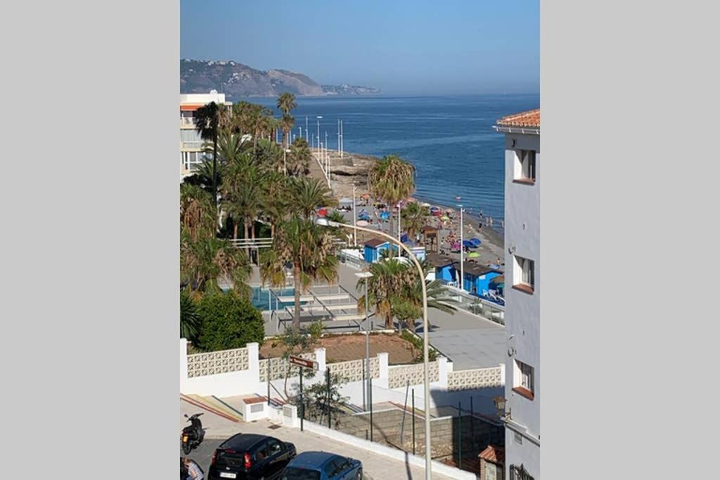 נרחה Apartamento La Playa מראה חיצוני תמונה