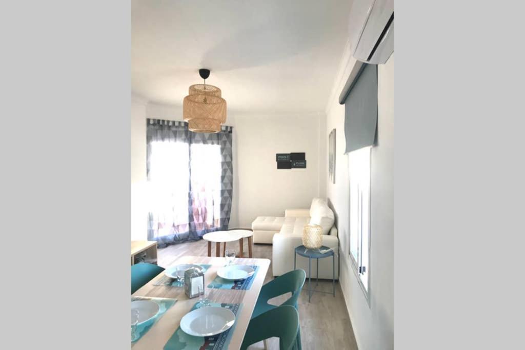 נרחה Apartamento La Playa מראה חיצוני תמונה